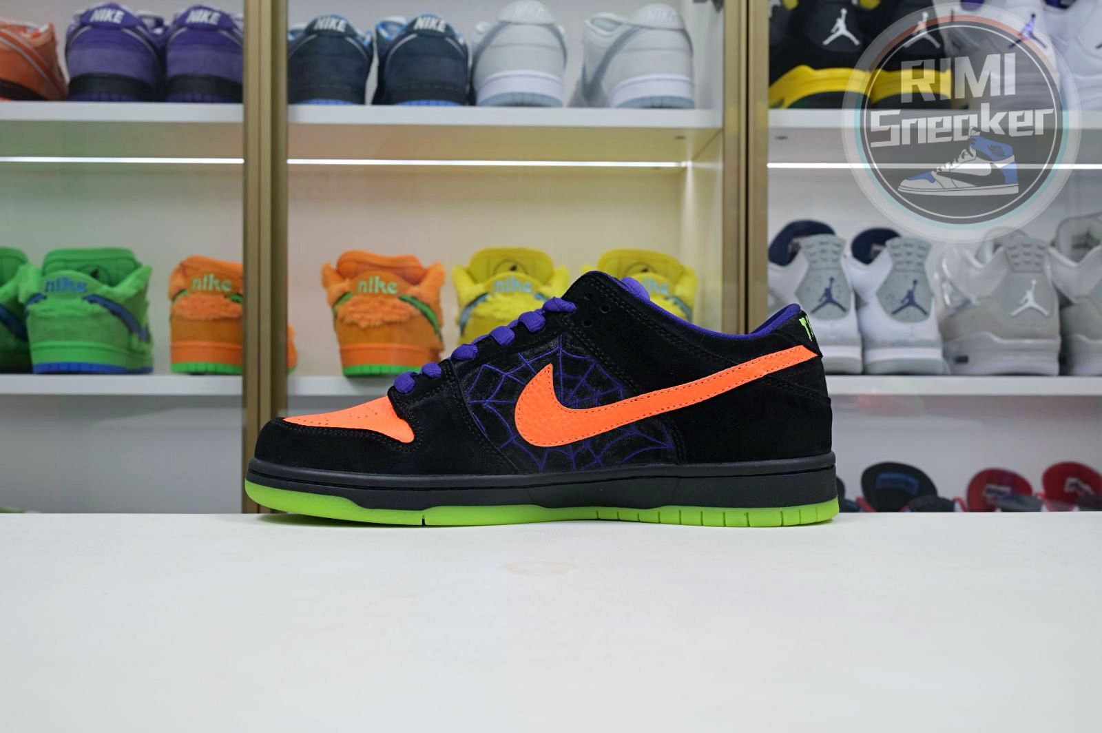 Nike Dunk SB Low SB Pro "Night of Mischief"