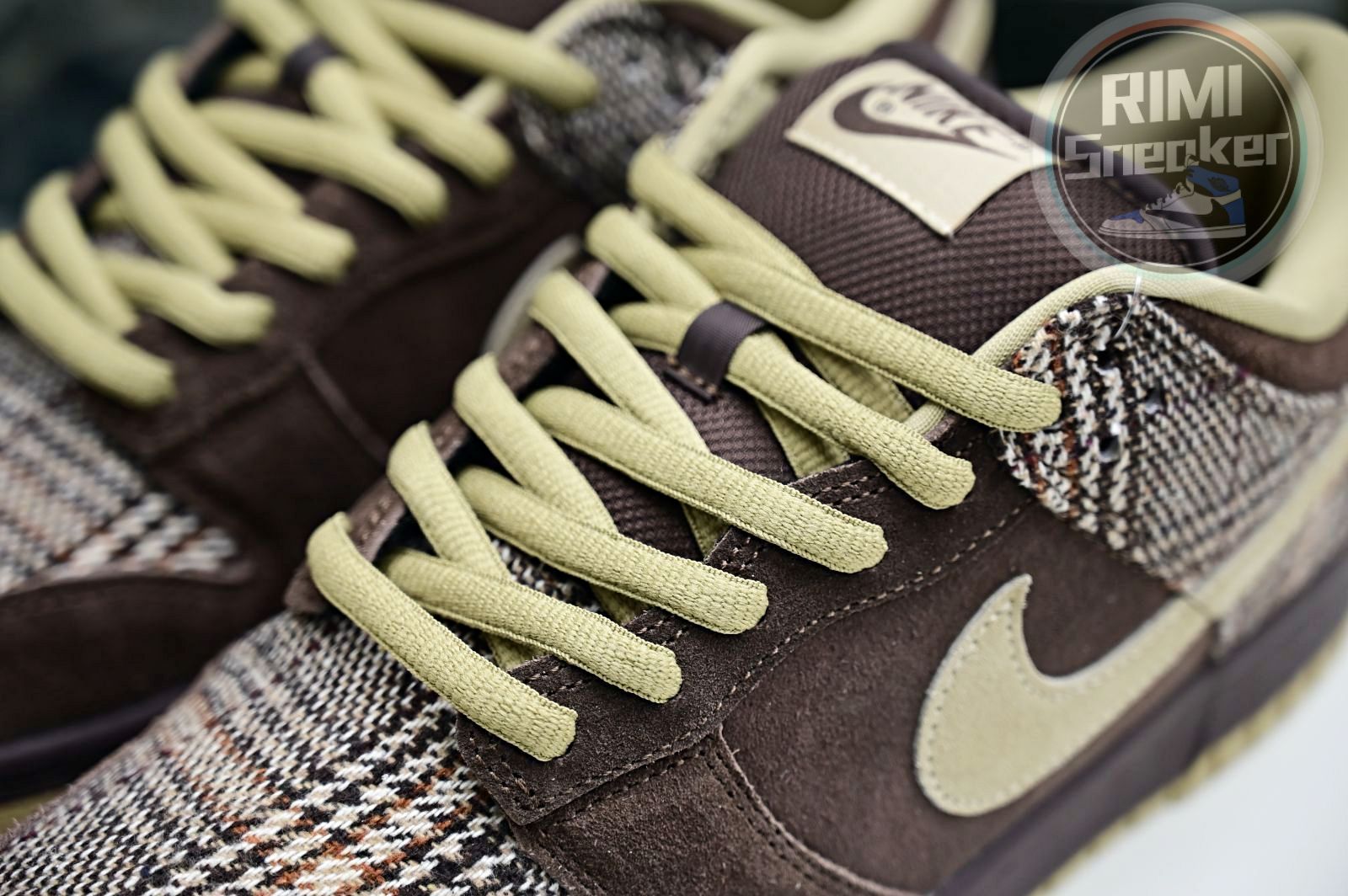 Nike Dunk SB Low Tweed