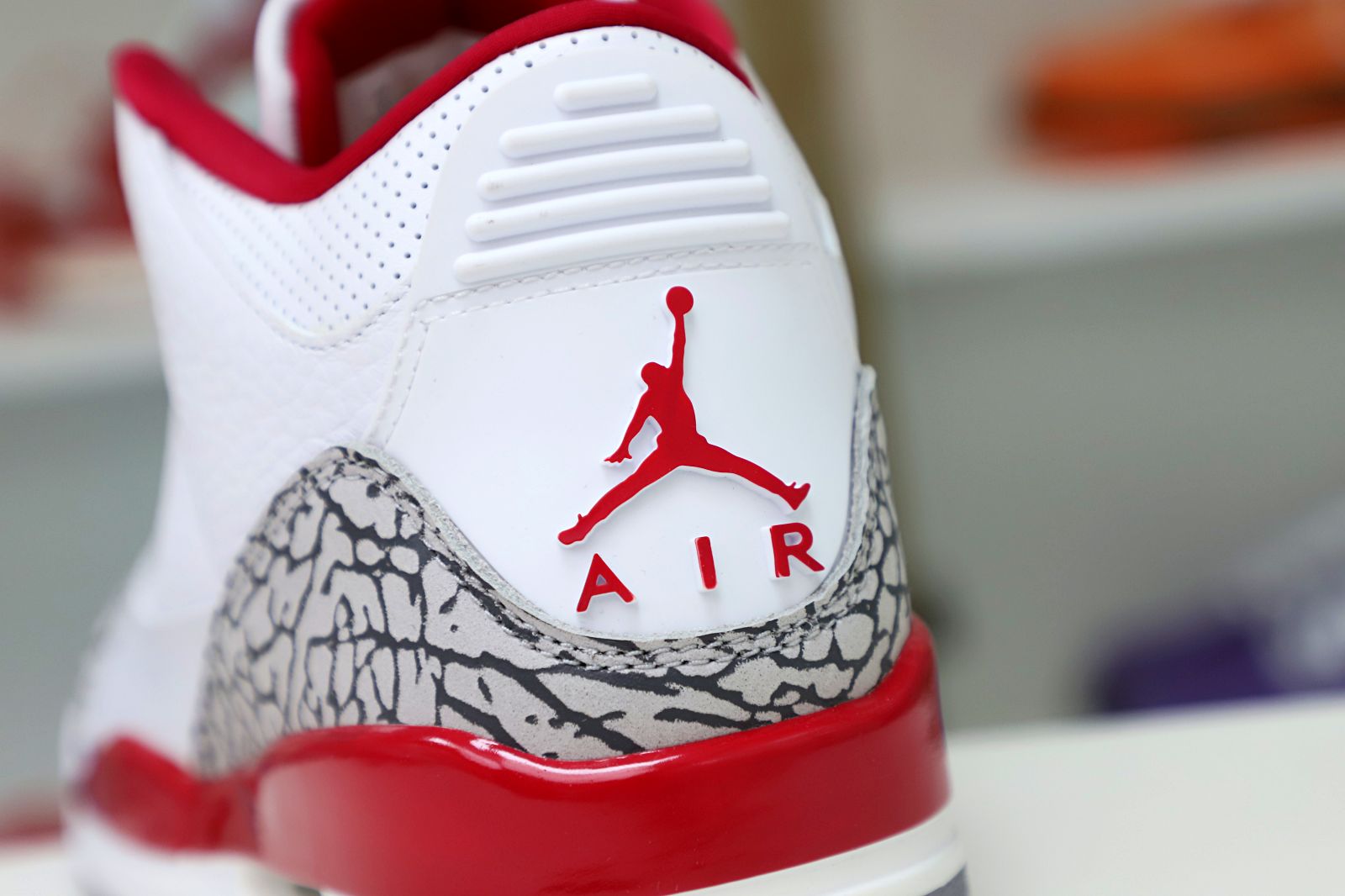 Air Jordan 3 retro "cardinal red"