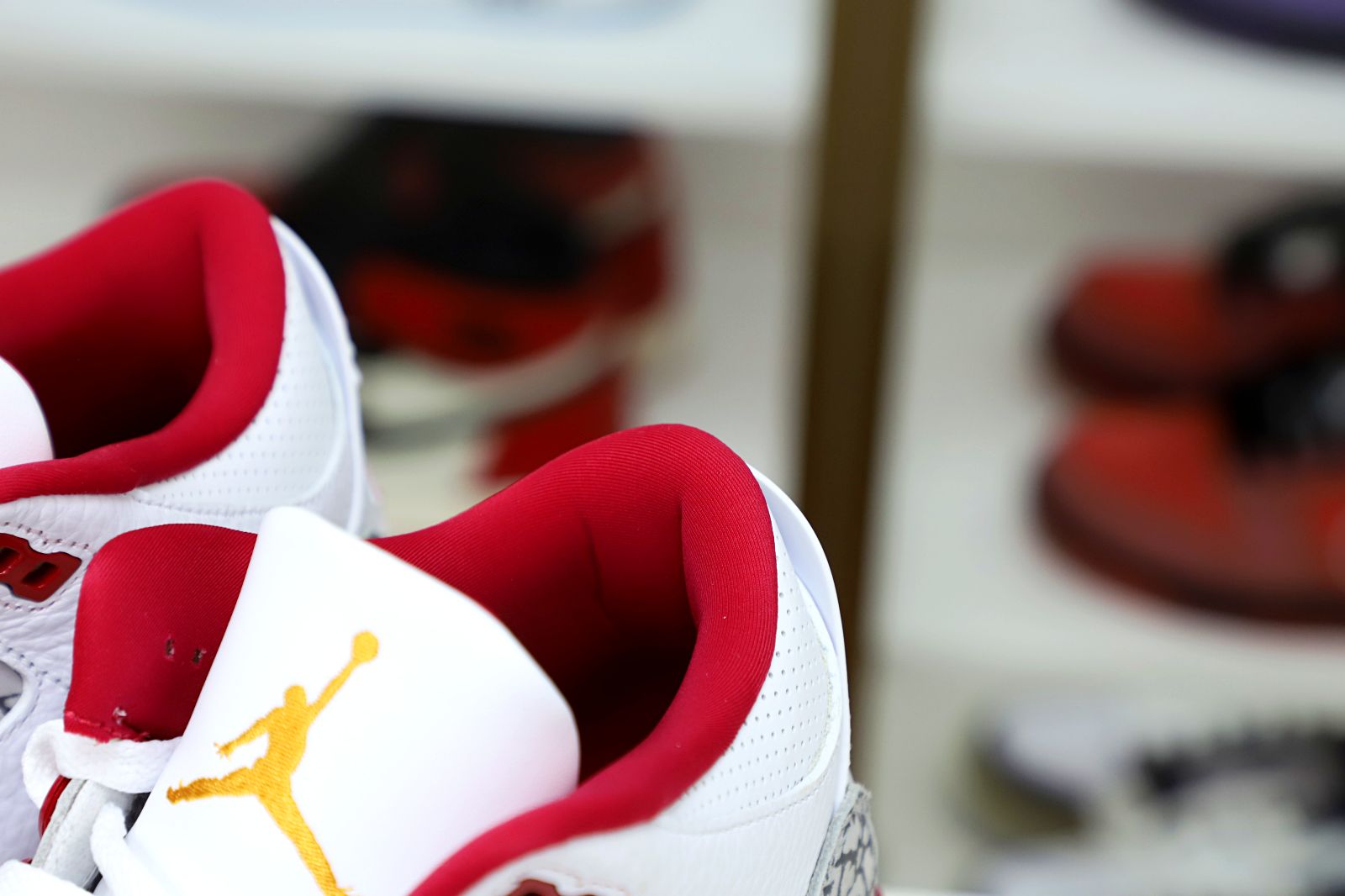 Air Jordan 3 retro "cardinal red"