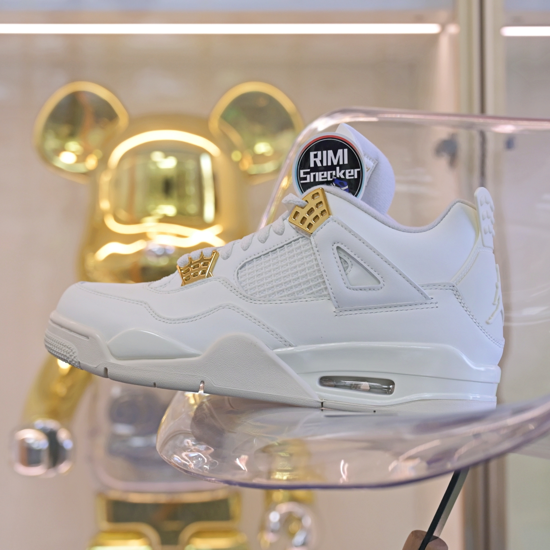 Jordan 4 Retro Metallic Gold (W)