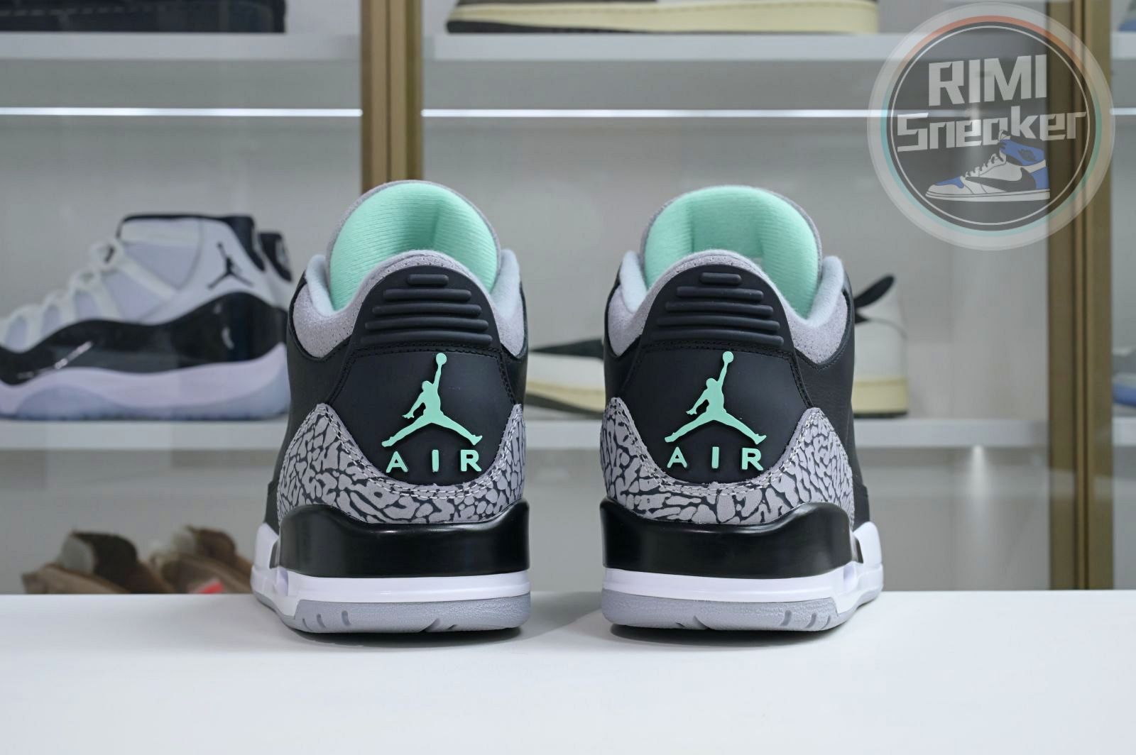 Air Jordan 3 Green Glow