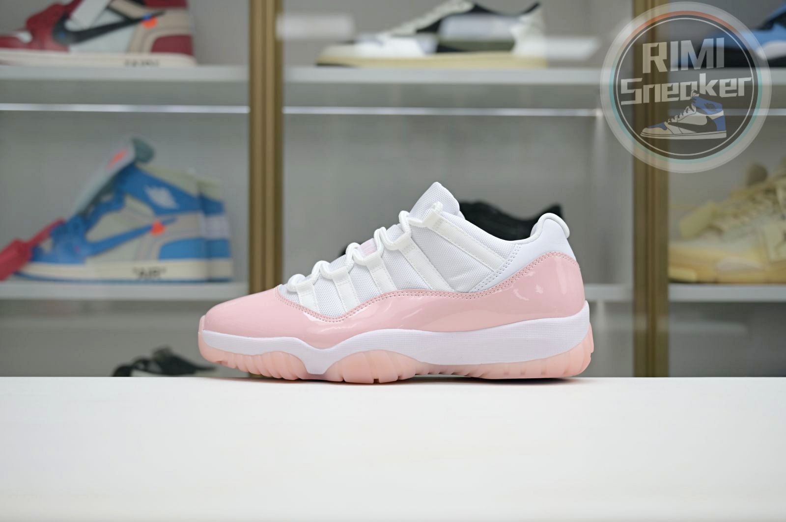 Jordan Air Jordan 11 Low WMNS