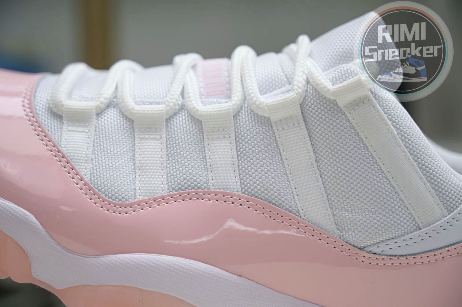 Jordan Air Jordan 11 Low WMNS