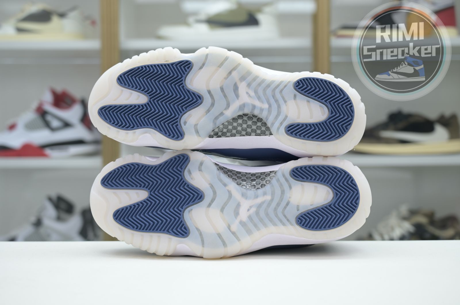 Jordan Air Jordan 11 Low“Diffused Blue”