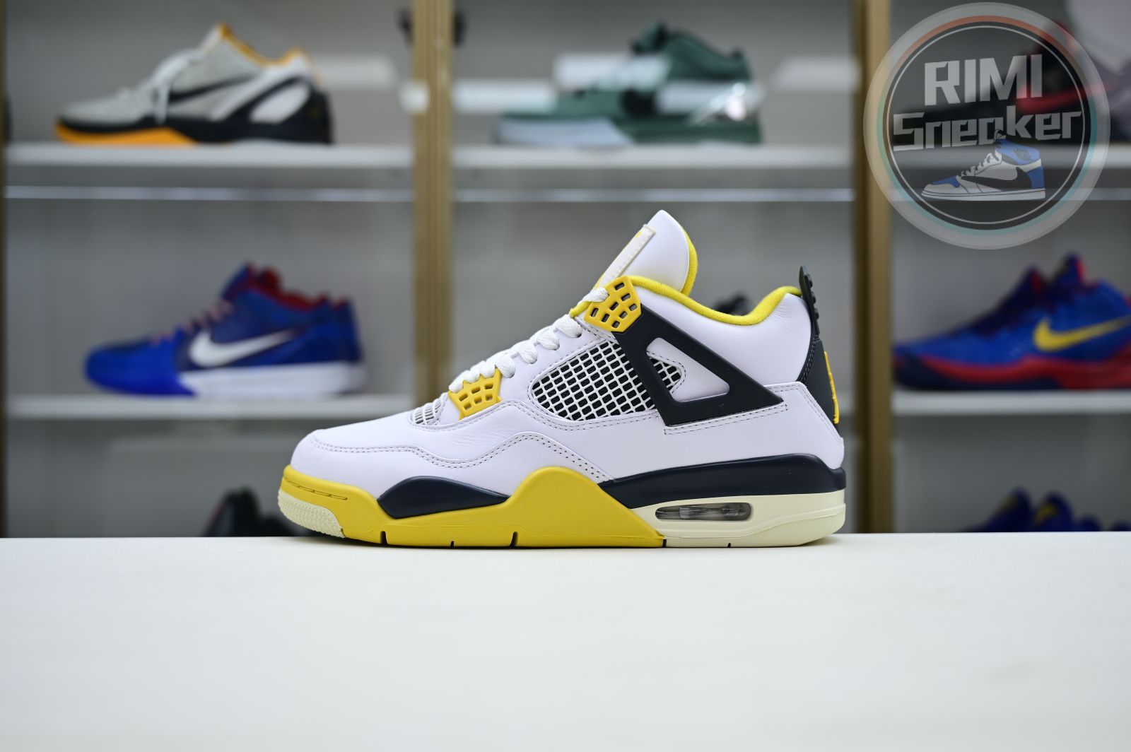 Jordan Air Jordan 4 "Vivid Sulfur"