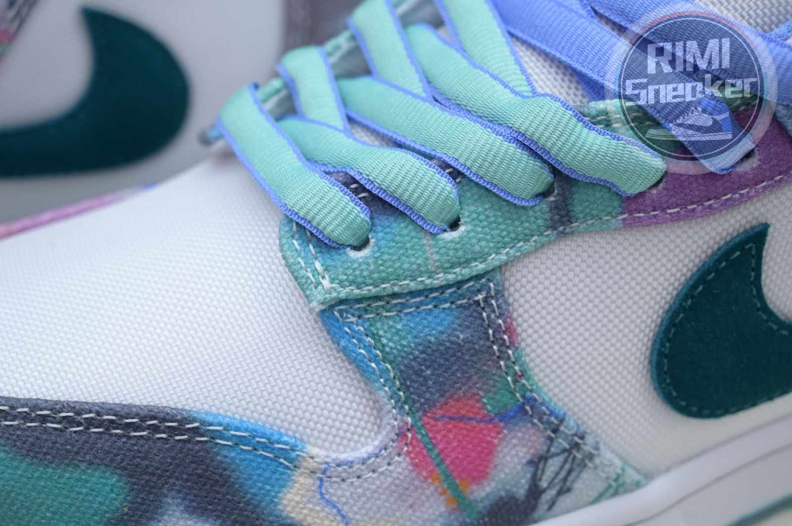 Futura Laboratories x Nike Dunk SB