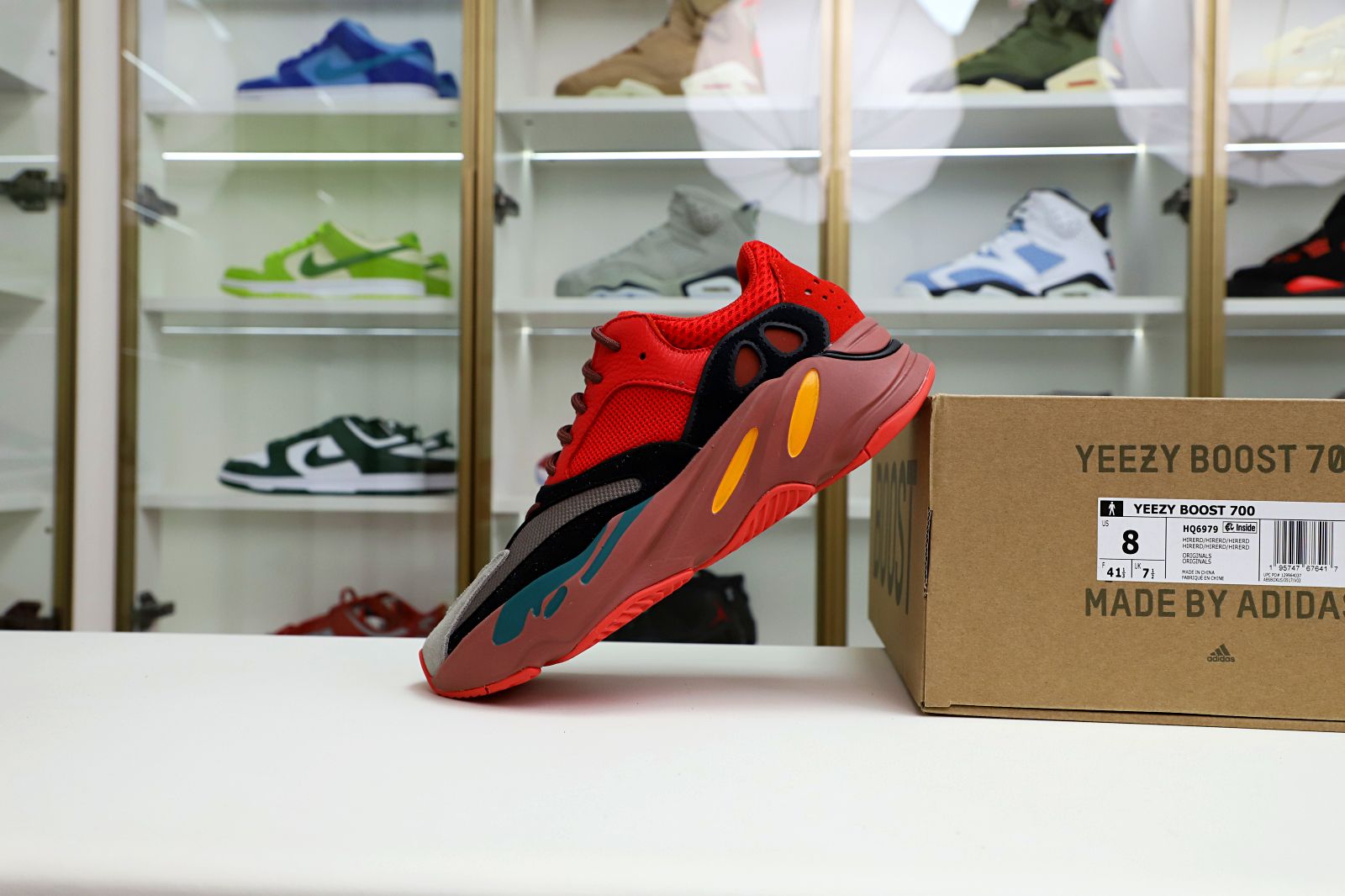 YEEZY BOOST 700 HI-RES RED HQ6979