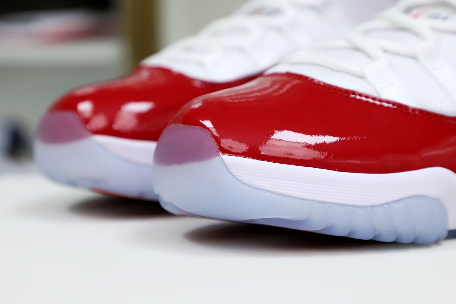 AIR JORDAN 11 "CHERRY" CT8012