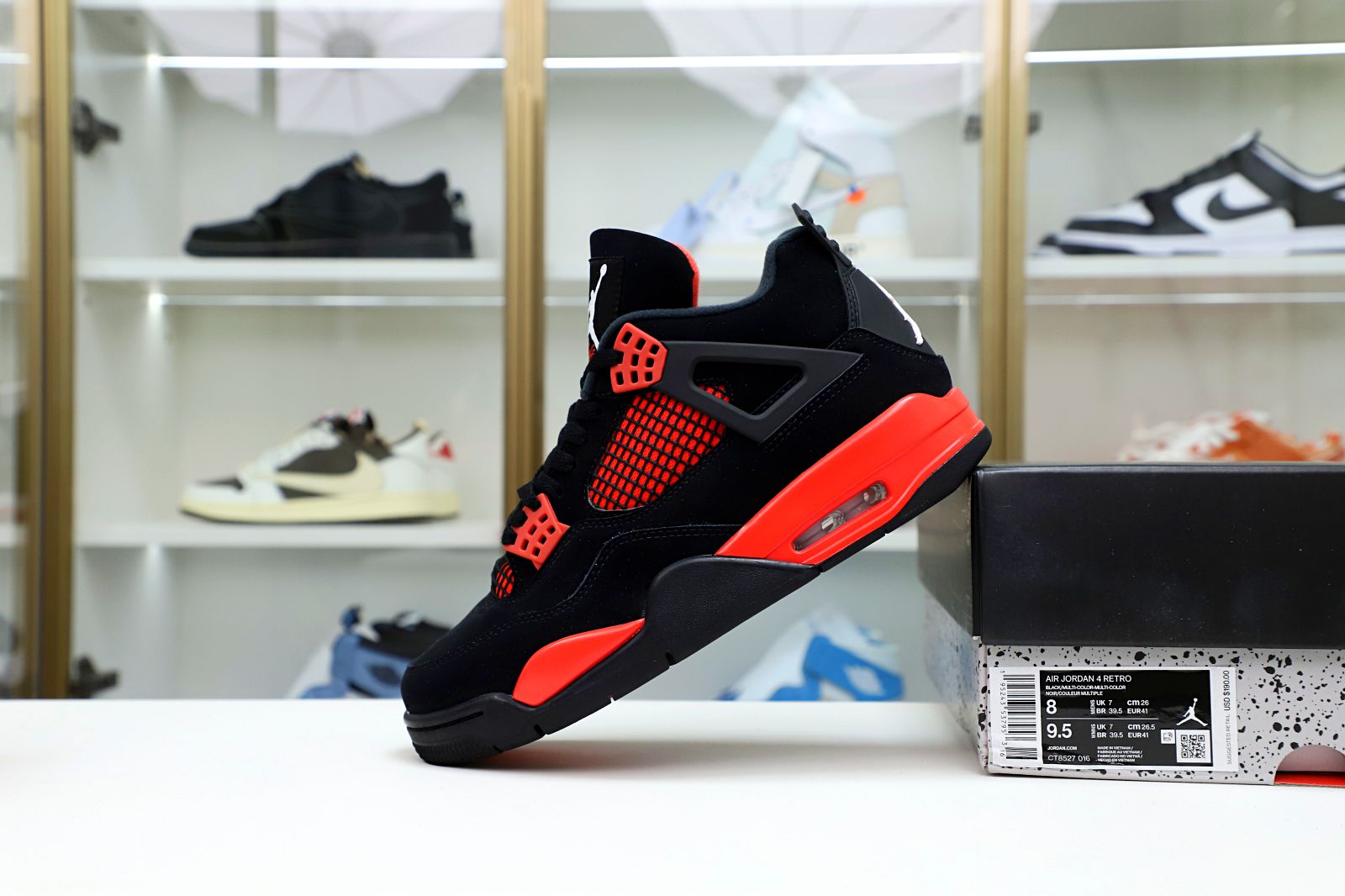 AIR JORDAN 4 RETRO 