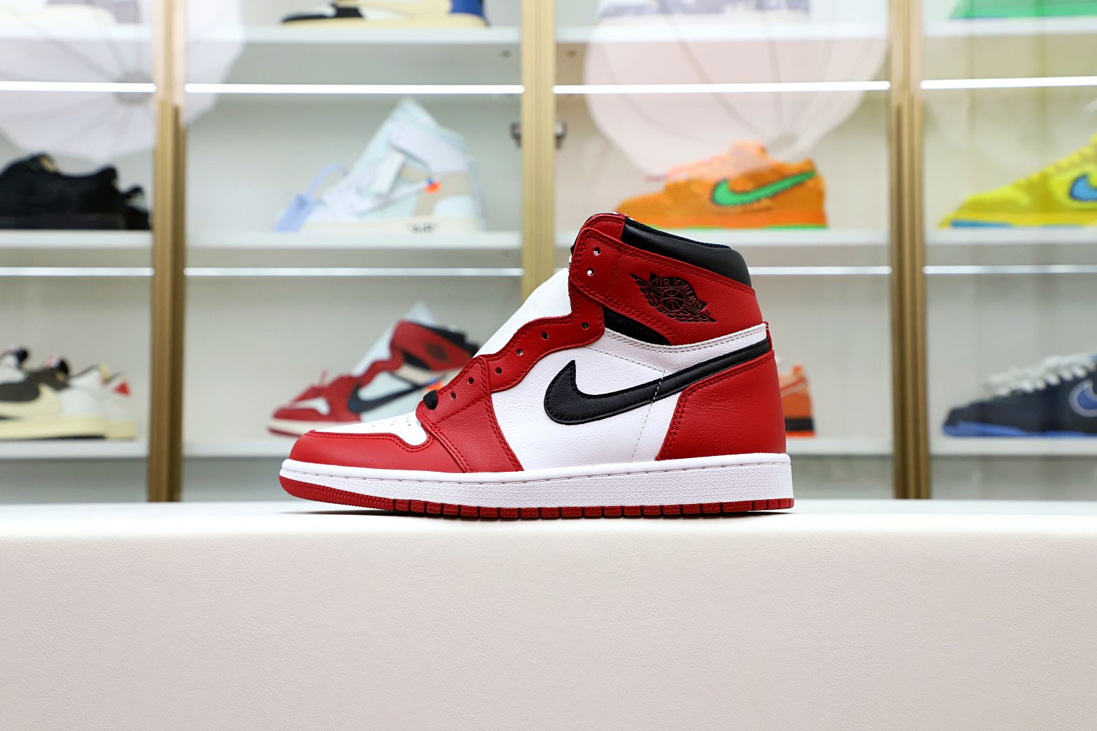 AIR JORDAN 1 RETRO HIGH OG 