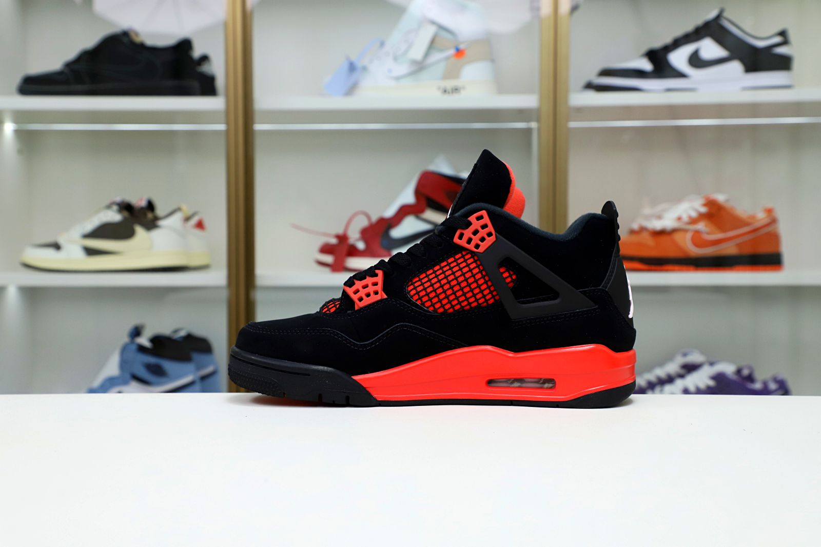 AIR JORDAN 4 RETRO 