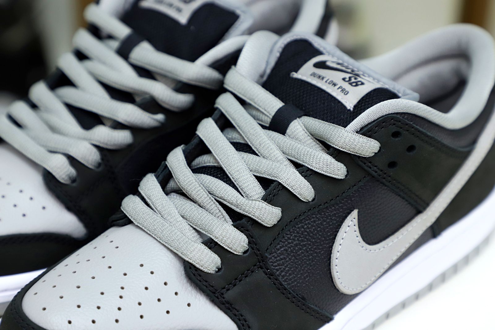 DUNK SB 「 SHADOW」