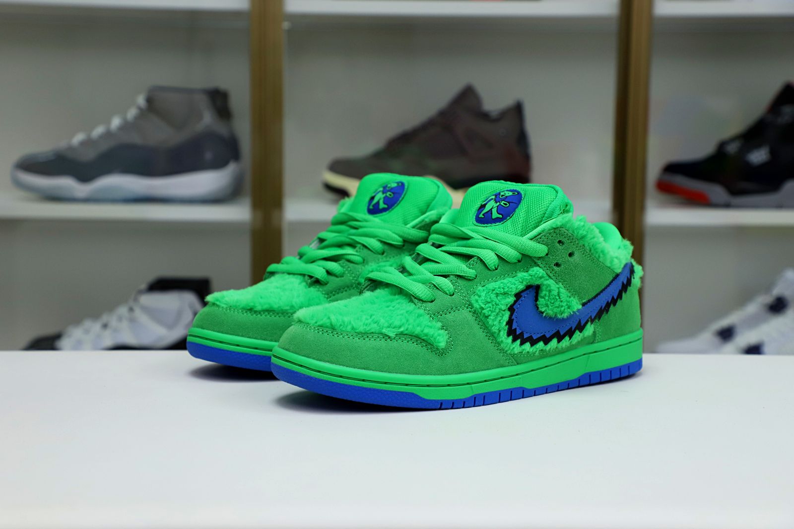 GRATEFUL DEAD X DUNK LOW SB GREEN