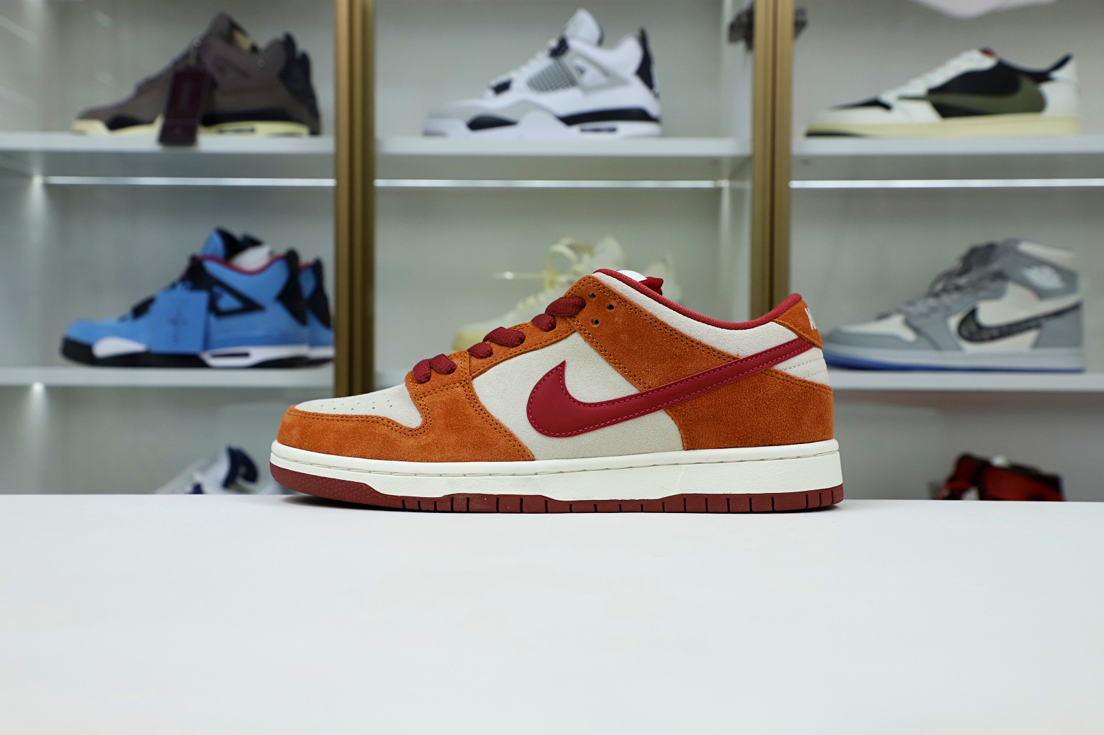 NIKE SB DUNK LOW PRO DARK RUSSET CEDAR 2019