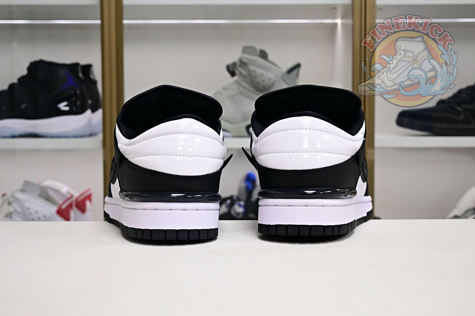 Nike DunkLowTwist"Panda"