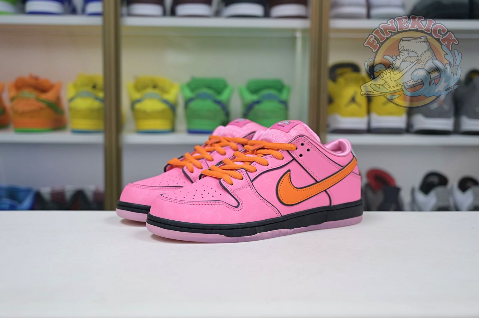 The Powerpuff Girls x Nike Dunk SB Low