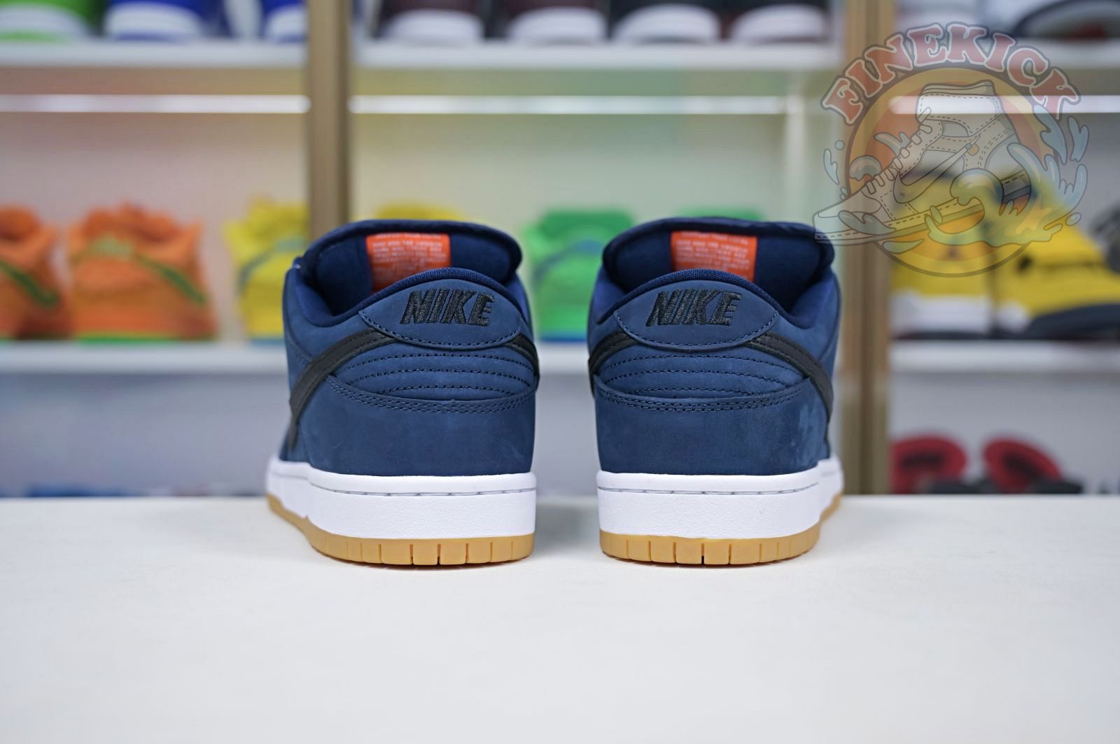 Nike Dunk SB Low Pro Iso "Navy Gum"