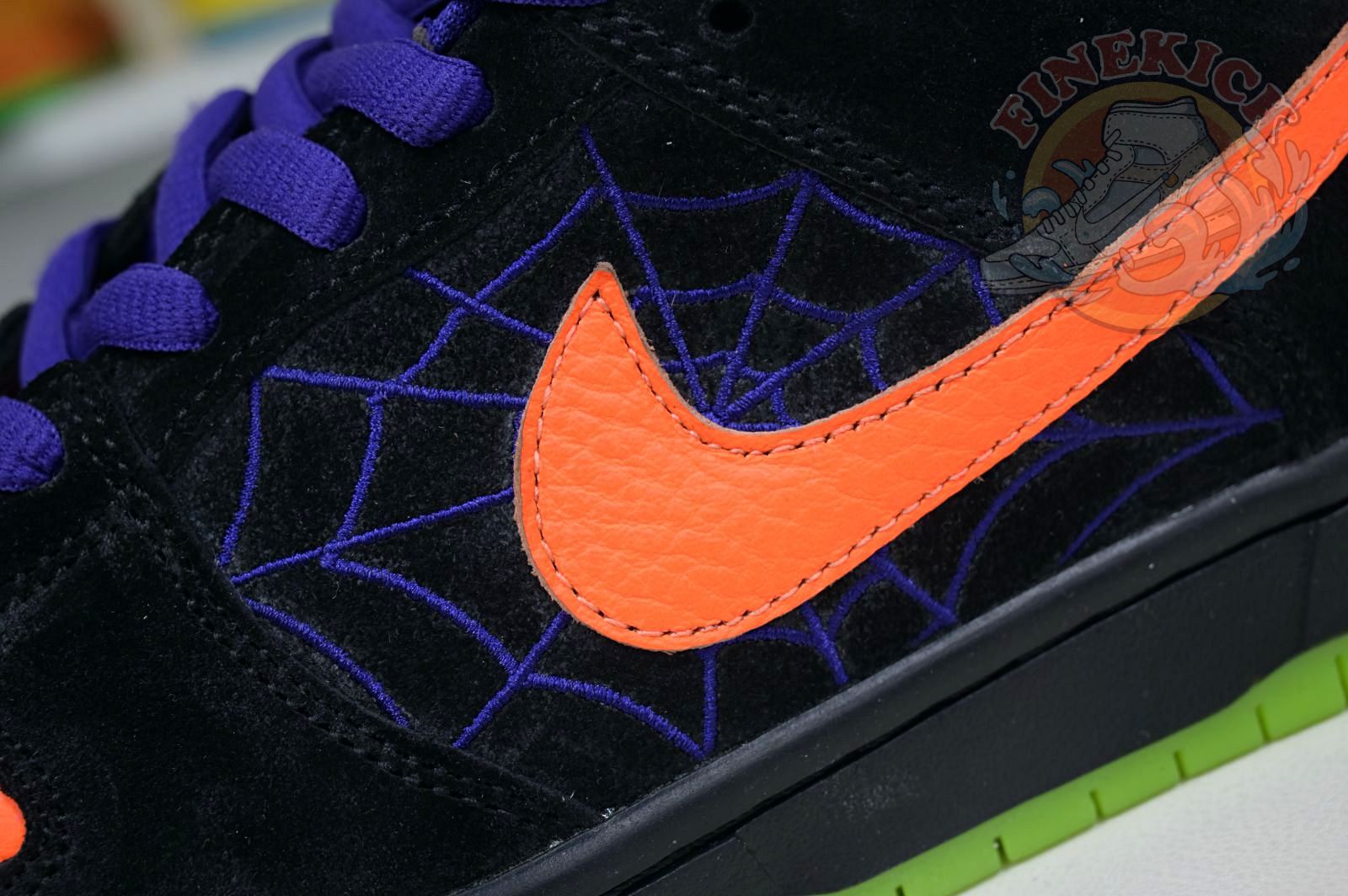 Nike Dunk SB Low SB Pro "Night of Mischief"