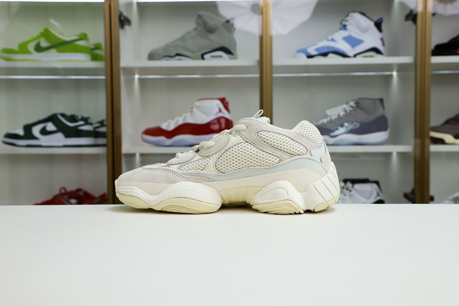 yeezy500 FV3573