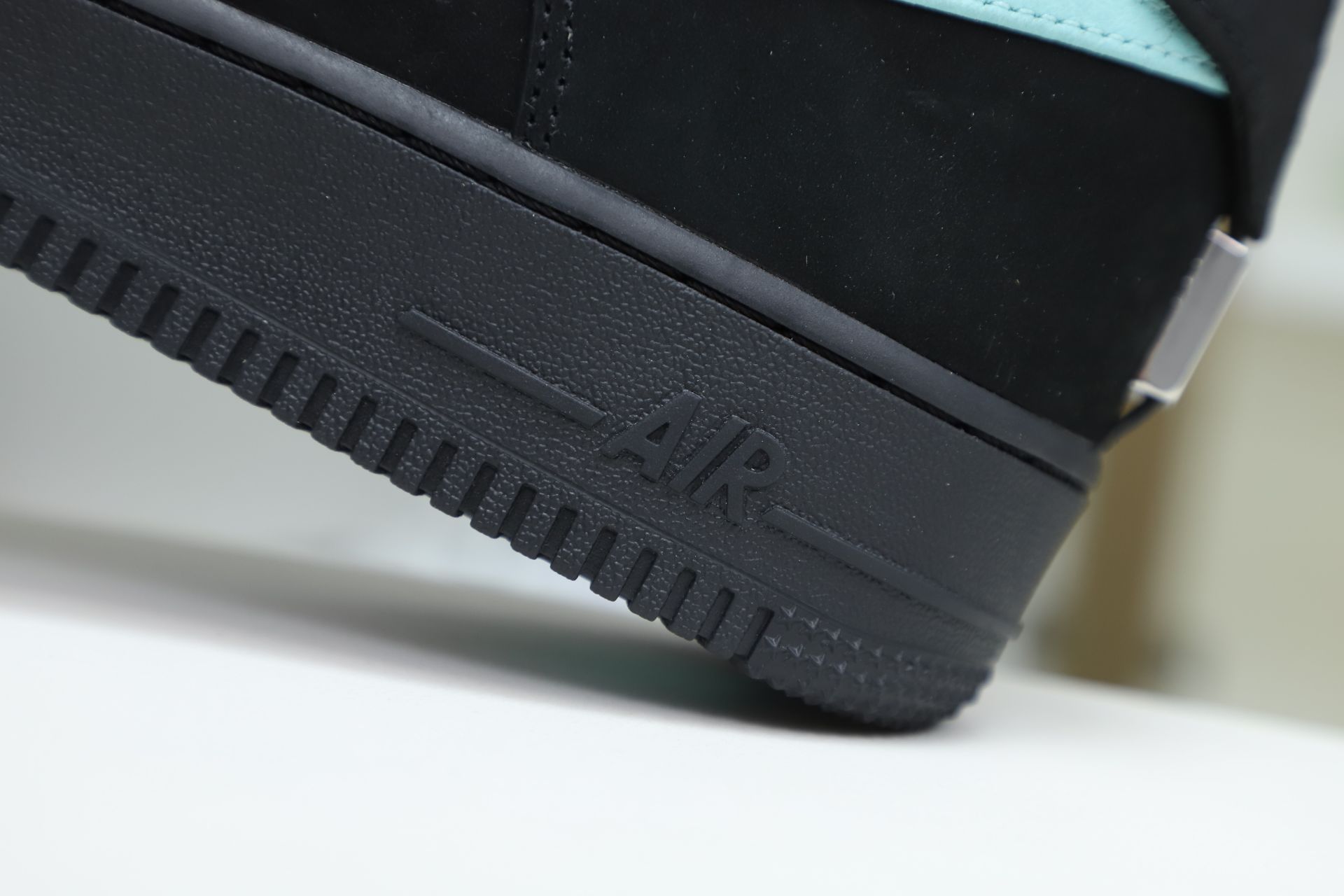 TIFFANY & CO. x Nike Air Force 1 Low "1837"