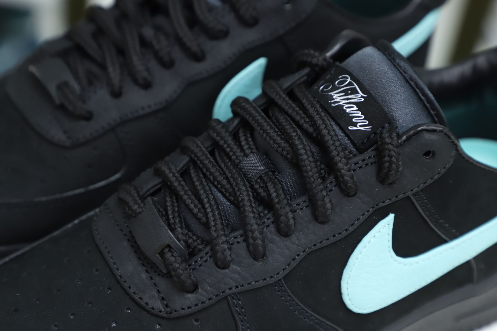 TIFFANY & CO. x Nike Air Force 1 Low "1837"