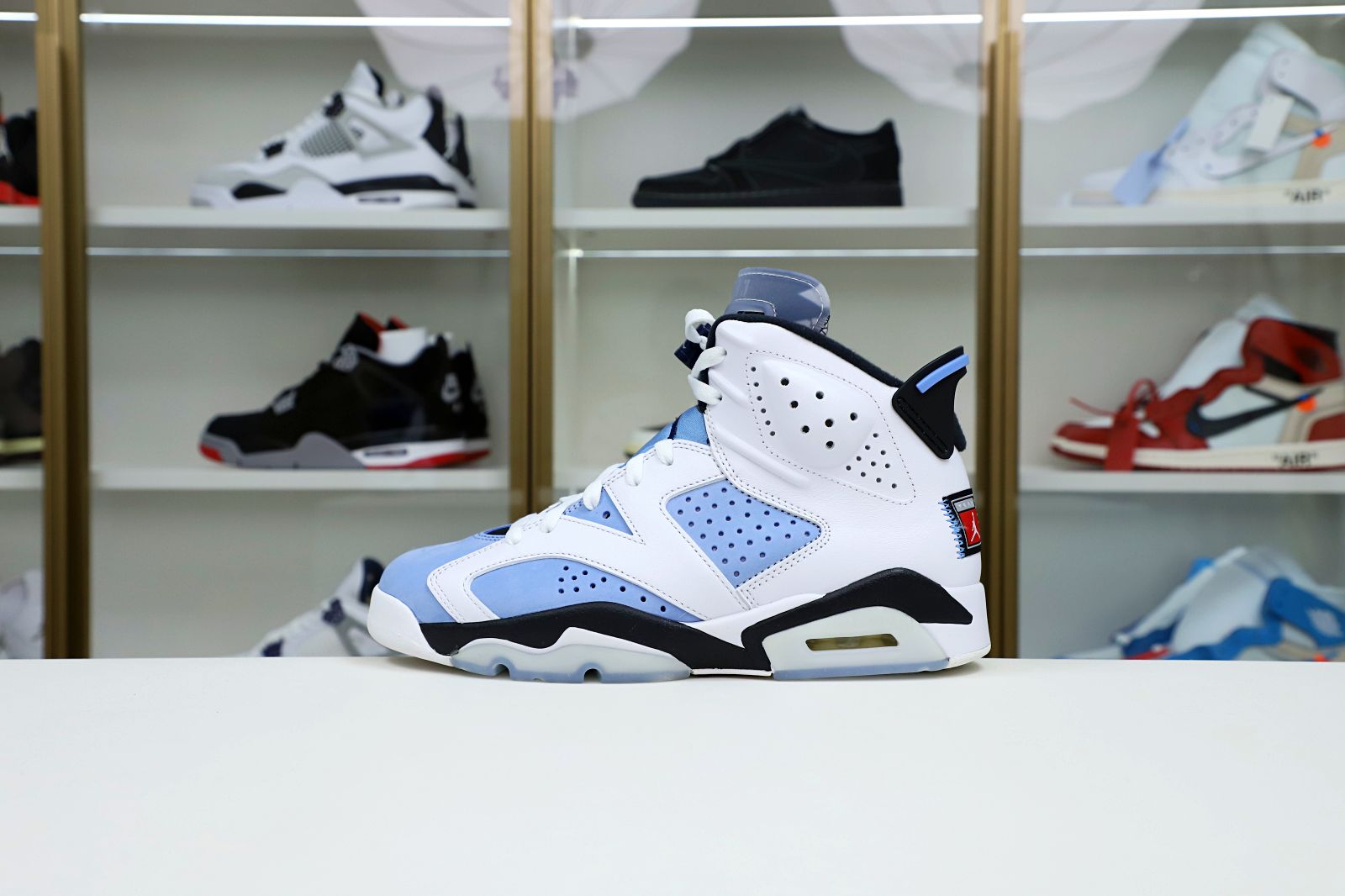 AIR JORDAN 6 RETRO 