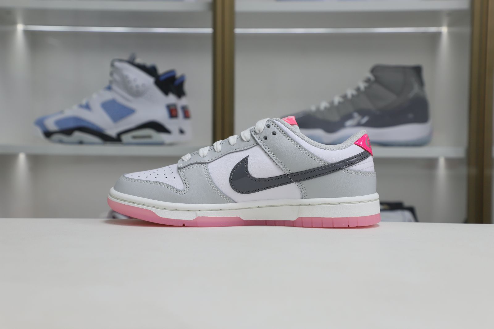 Nike Dunk Low"SummitWhite and Pink Foam"