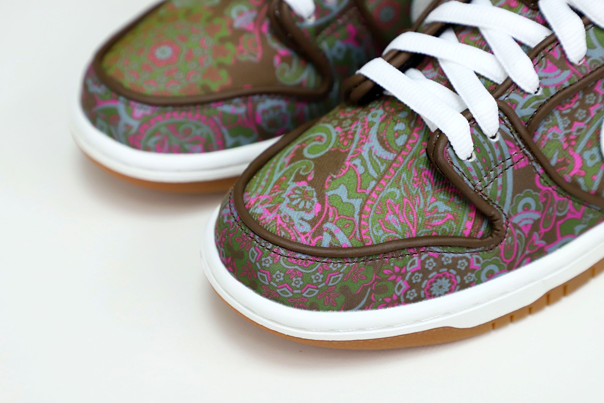 Nike Dunk SB Low Paisley