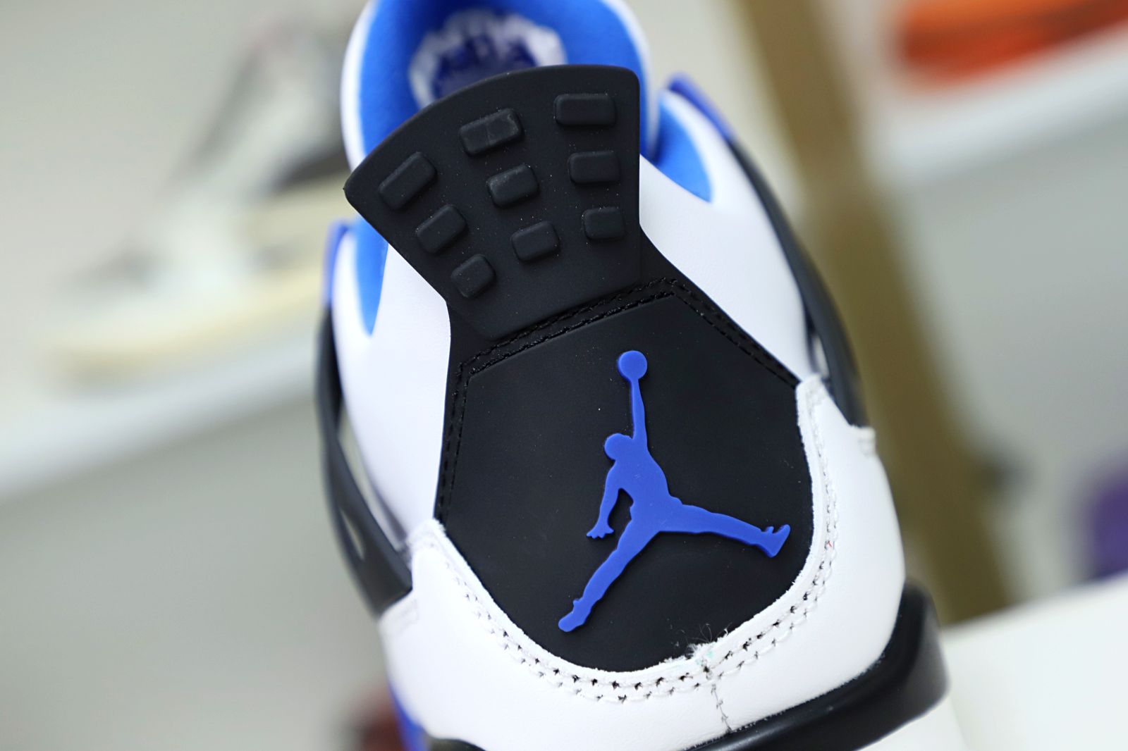 AIR JORDAN 4 RETRO MOTORSPORTS