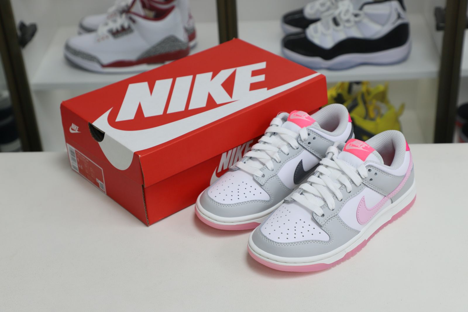 Nike Dunk Low"SummitWhite and Pink Foam"