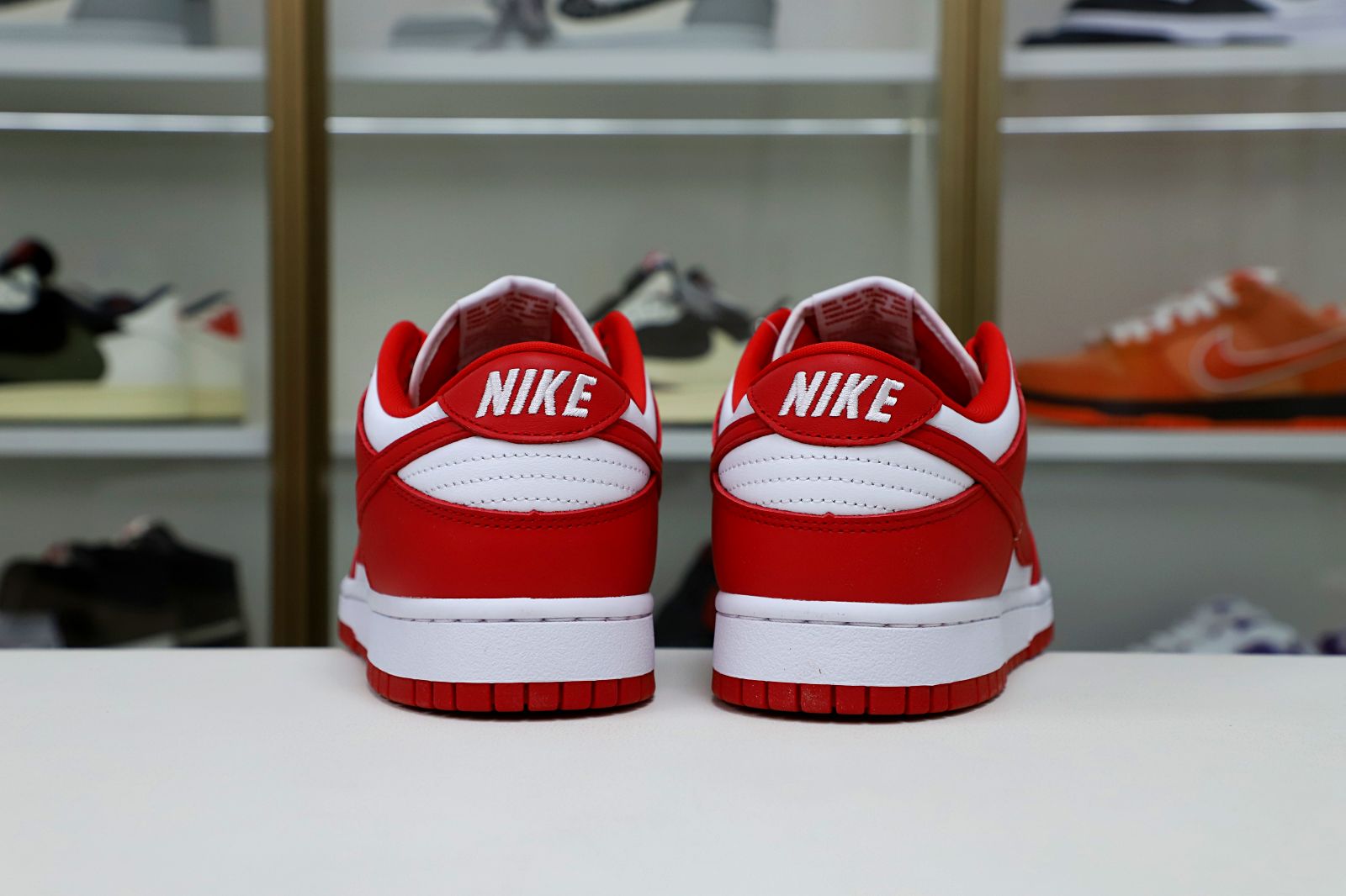 DUNK LOW SP RED