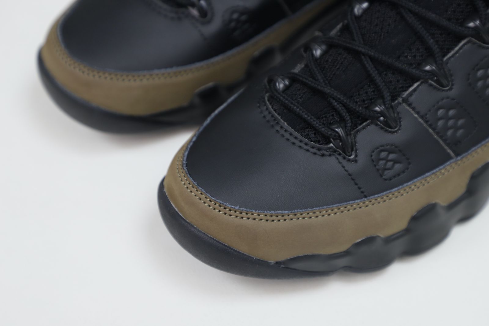 Air Jordan 9"Light Olive"