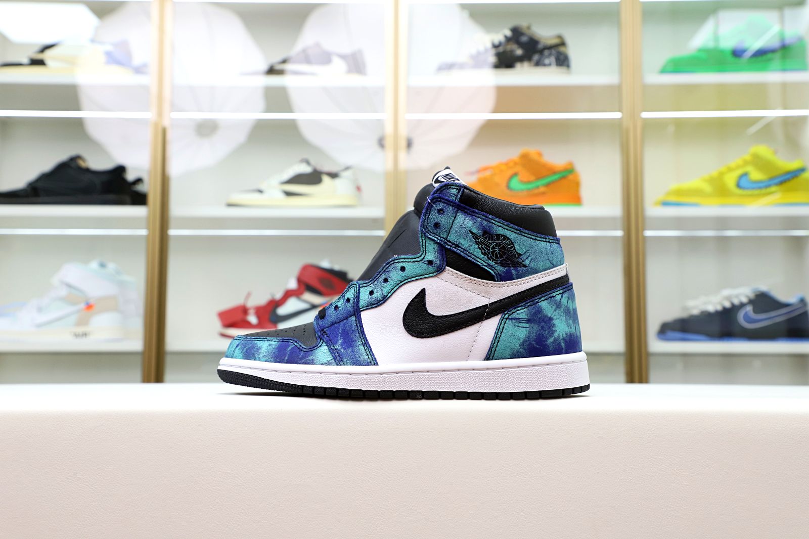 Air Jordan 1 High OG Tie-Dye