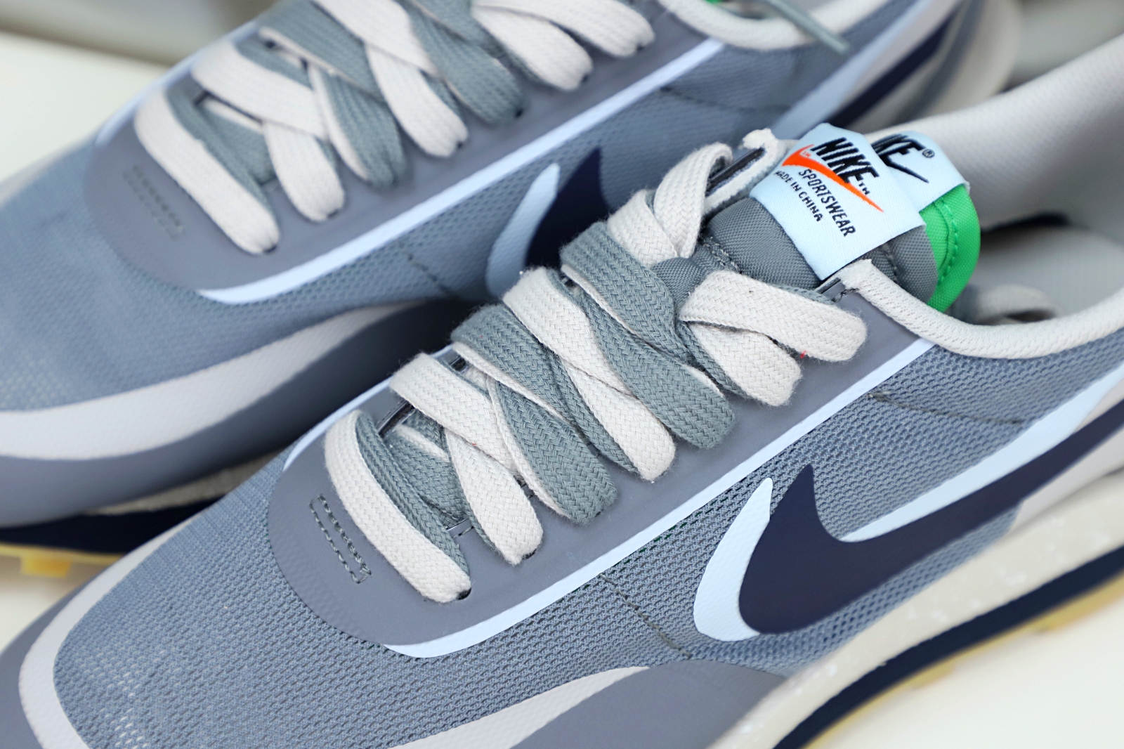 sacai x Nike LDWaffe "Cool Grey"