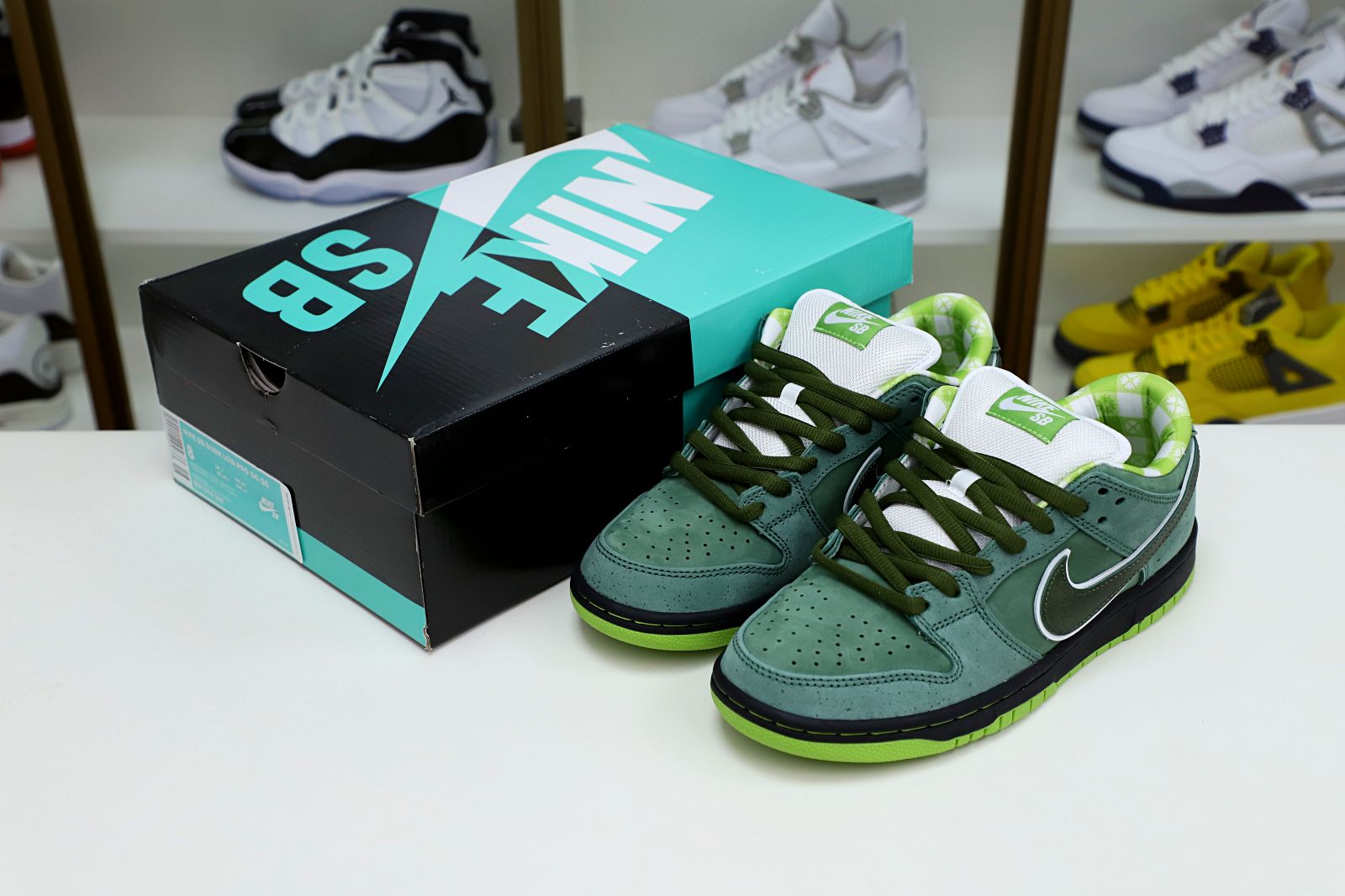 Concepts x Nike SB Dunk Low Green Lobster