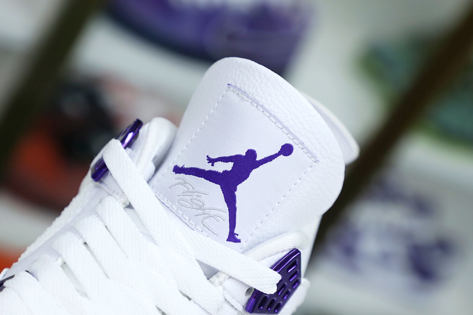 AIR JORDAN 4 PURPLE METALLIC