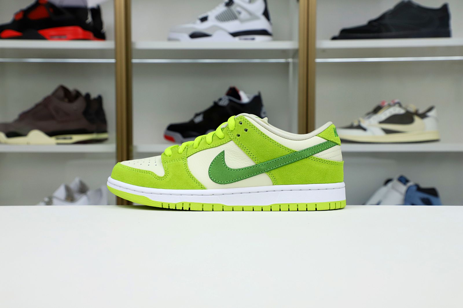 NIKE SB DUNK LOW GREEN APPLE 2022