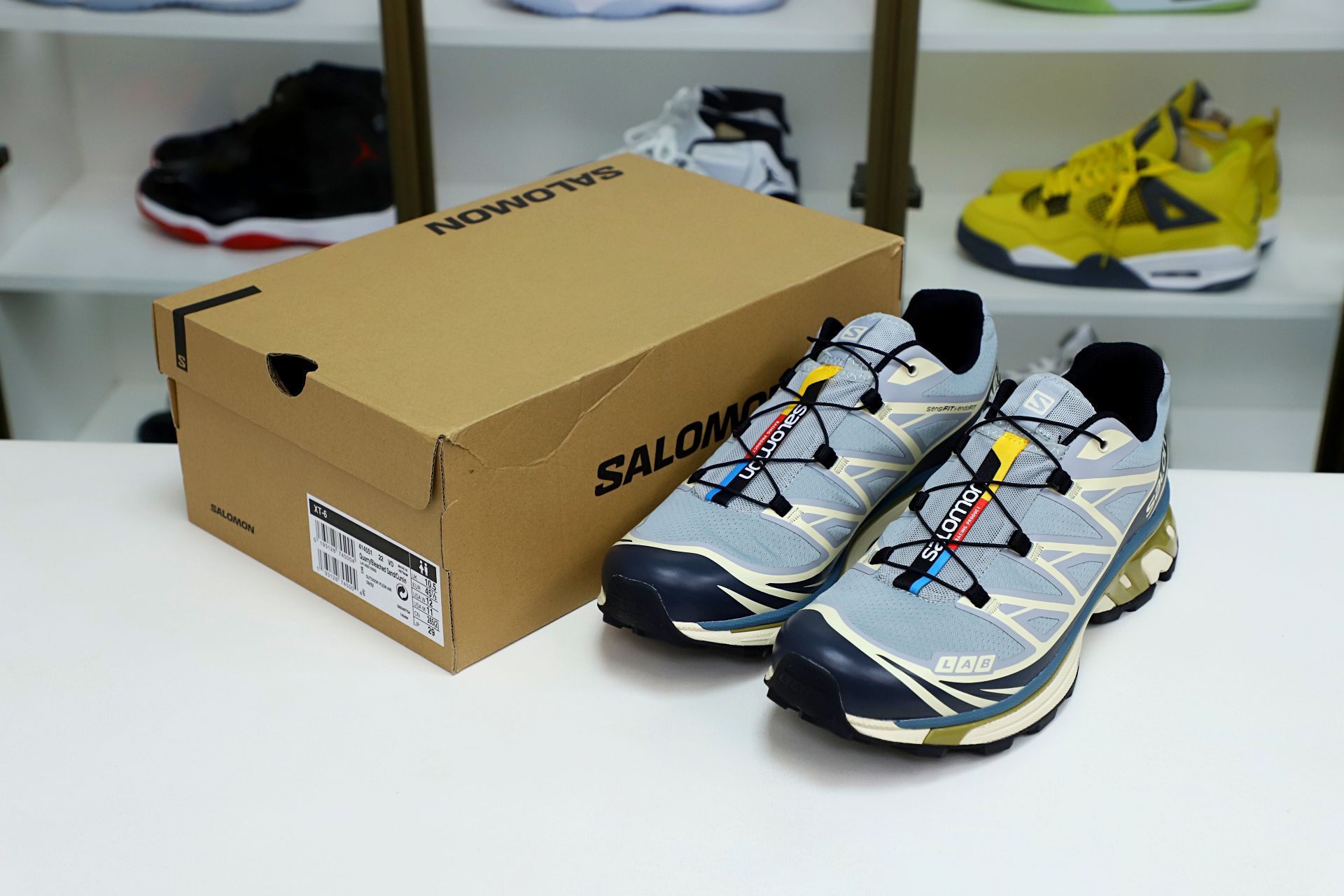 SALOMON/ XT-6