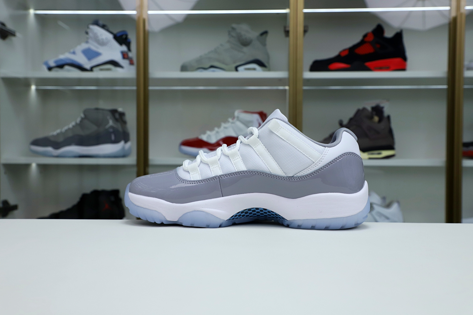 Air Jordan 11 Retro Low "Cement Grey"