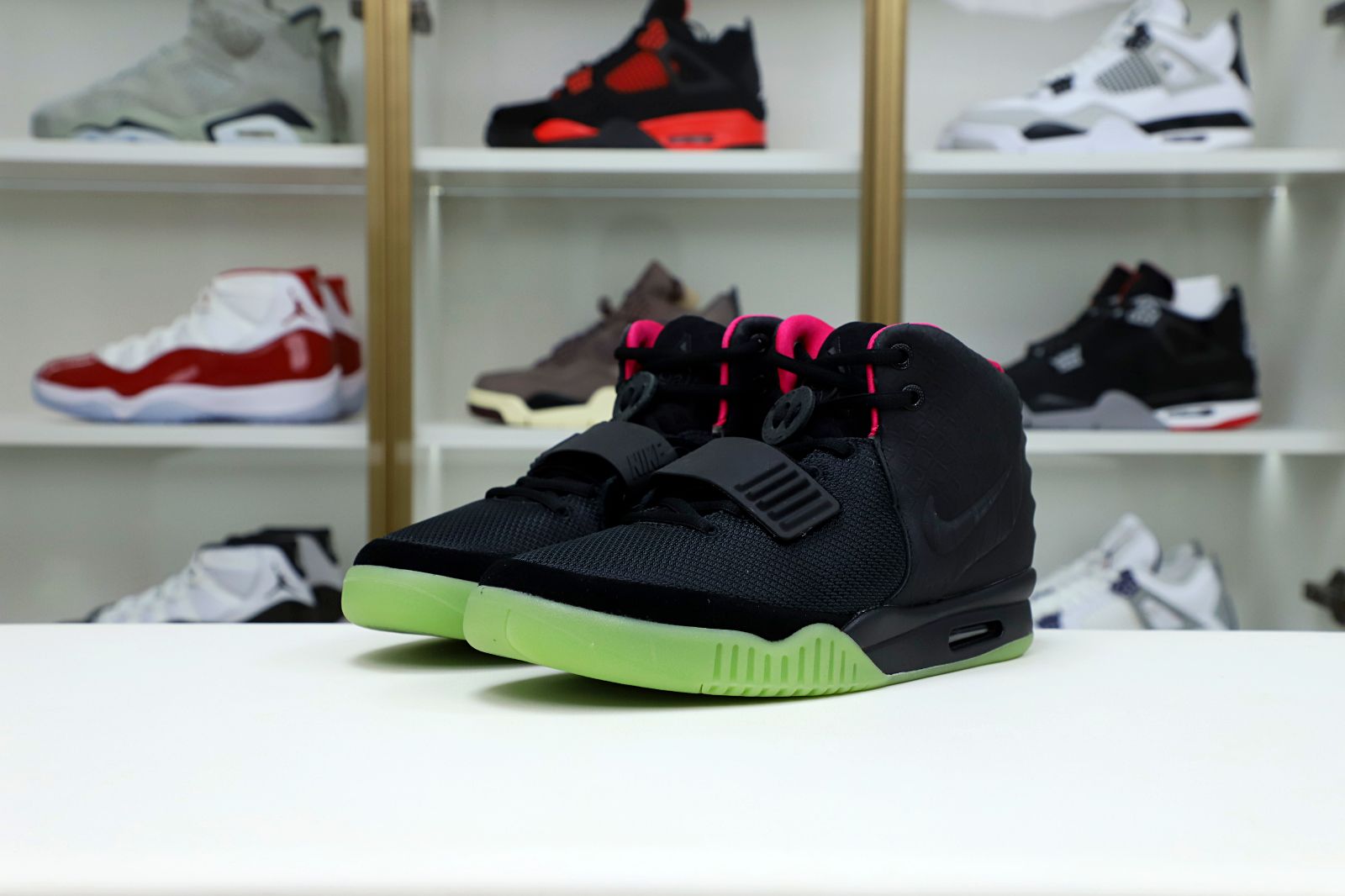 Nike Air Yeezy 2 solar red