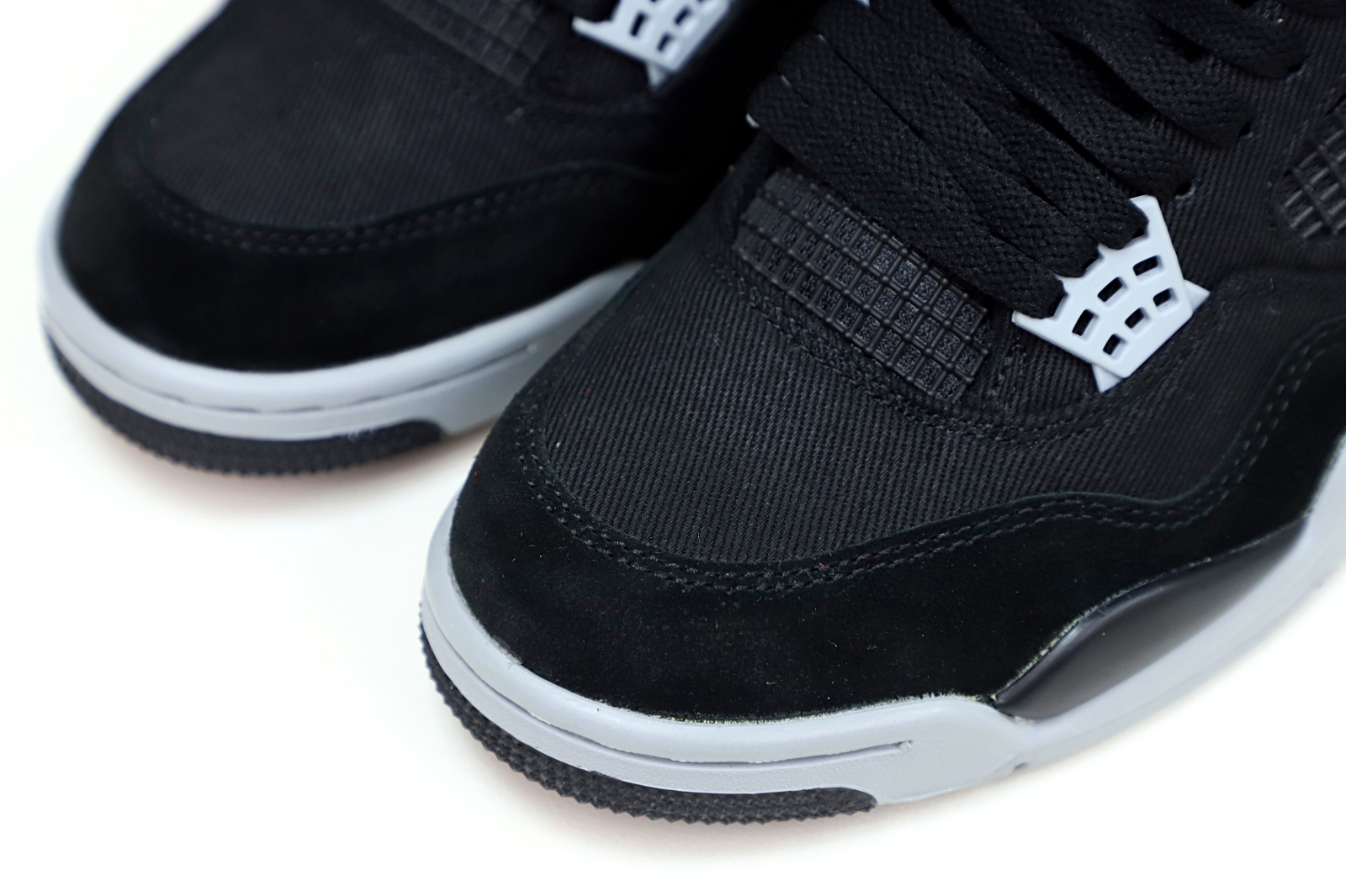 AIR JORDAN 4 "BLACK CANVAS"