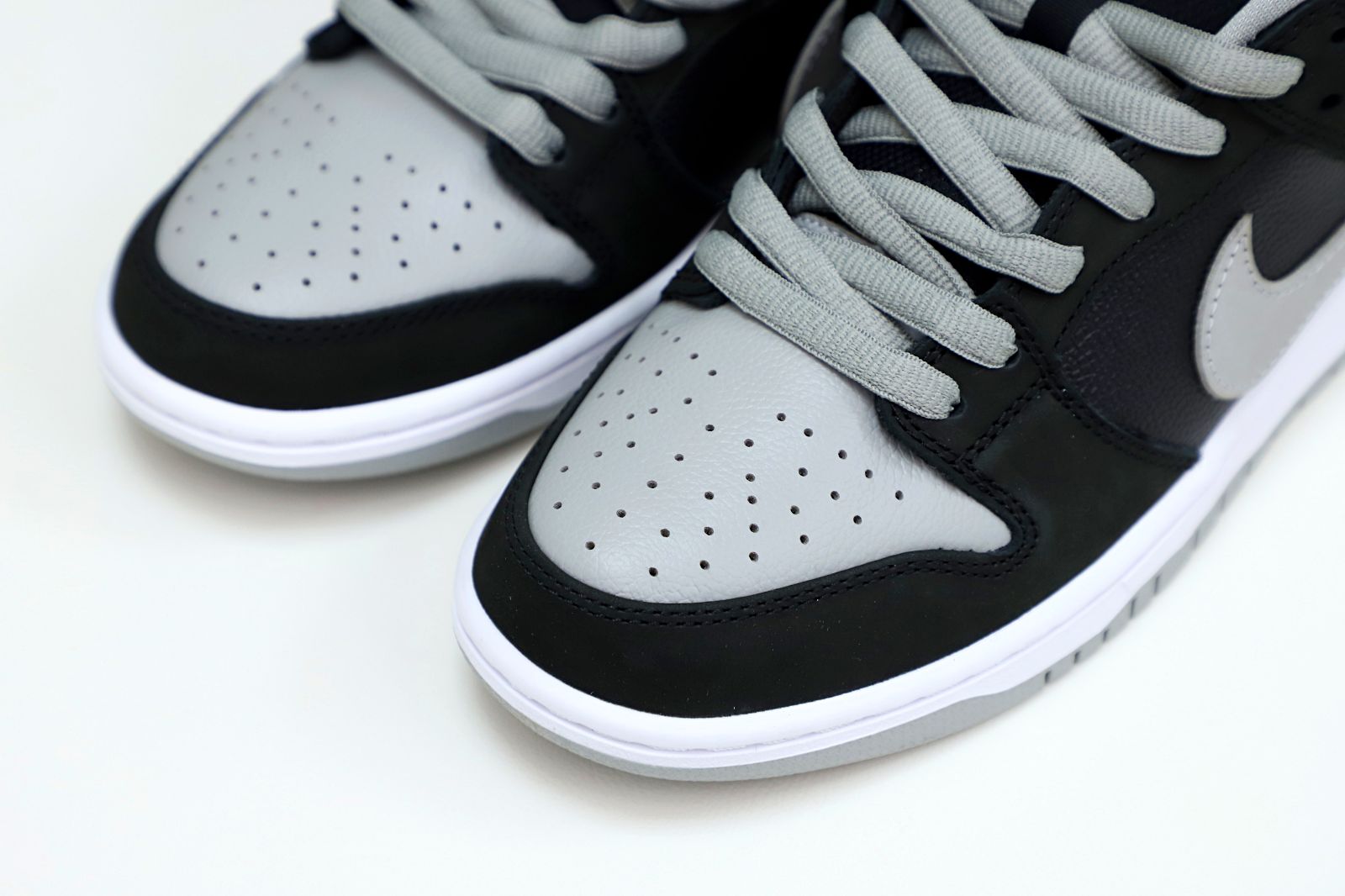 DUNK SB 「 SHADOW」