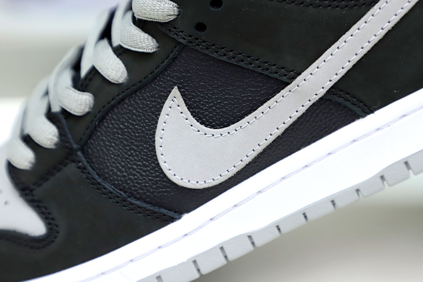 DUNK SB 「 SHADOW」