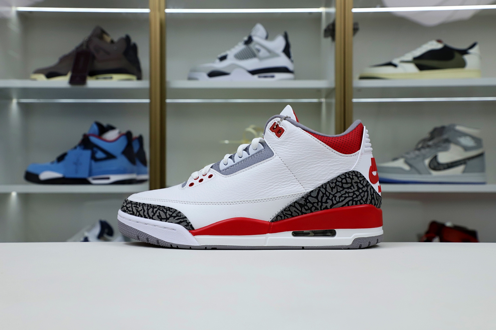 AIR JORDAN 3RETRO"FIRERED"（DN3707-160)