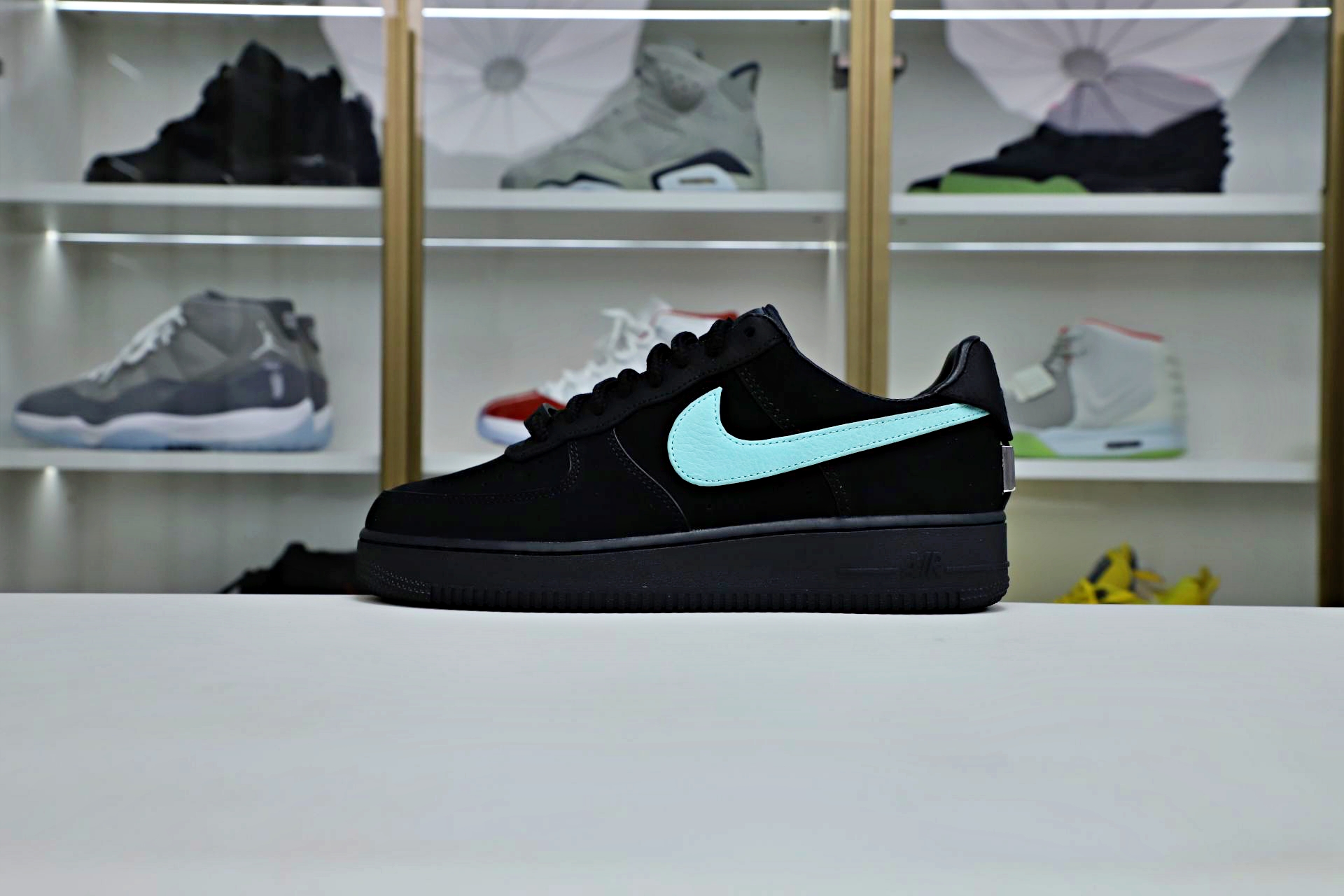 TIFFANY & CO. x Nike Air Force 1 Low "1837"