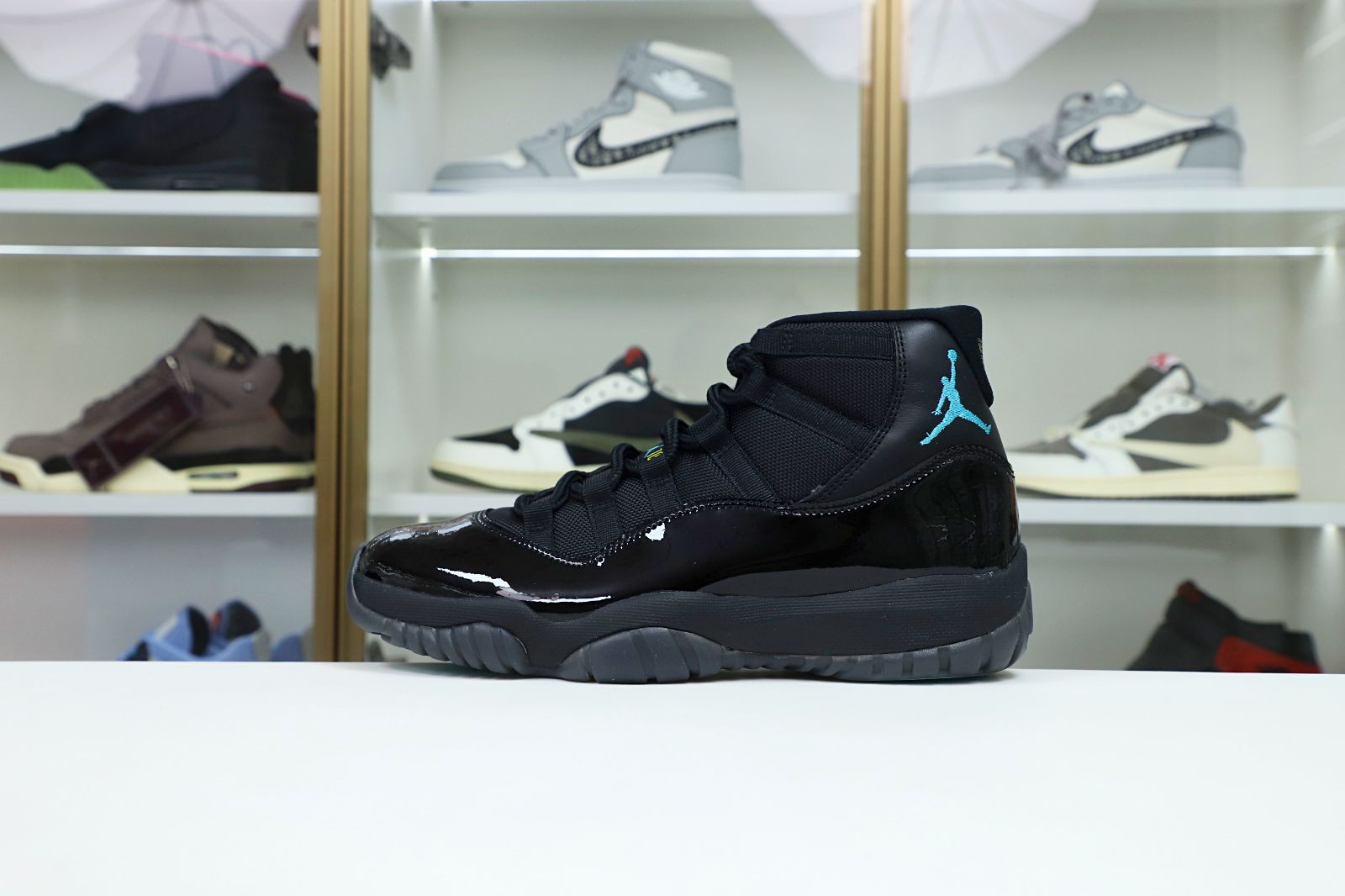 AIR JORDAN 11 RETRO GAMMA BLUE