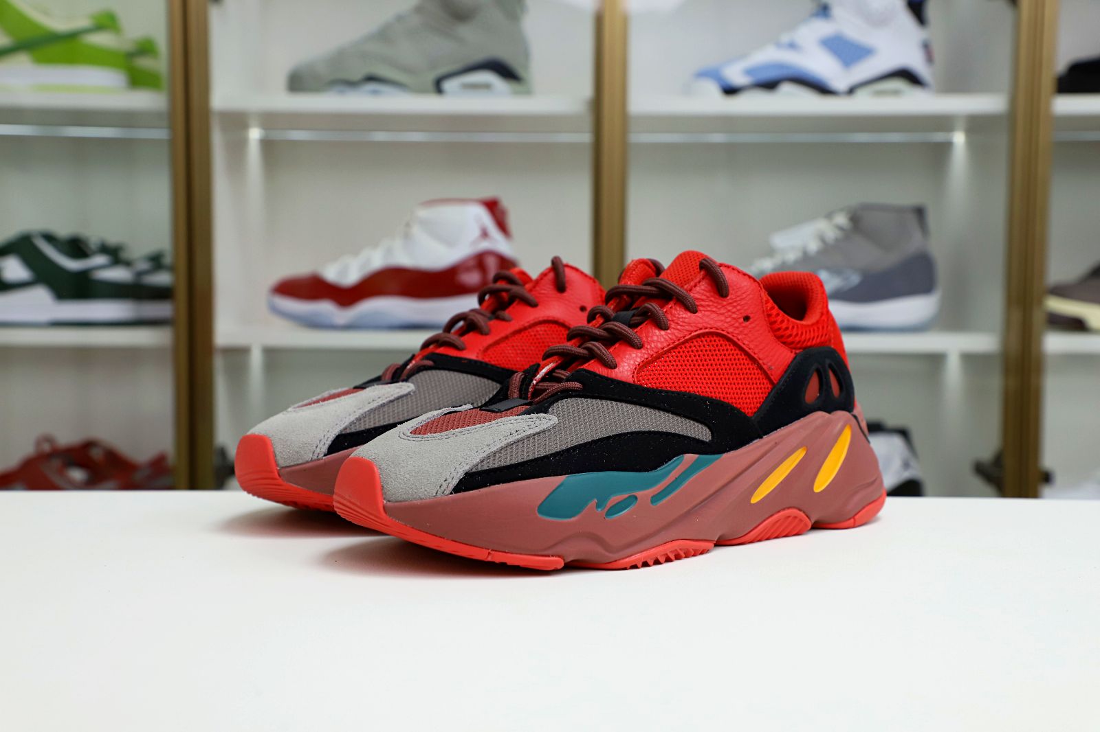 YEEZY BOOST 700 HI-RES RED HQ6979