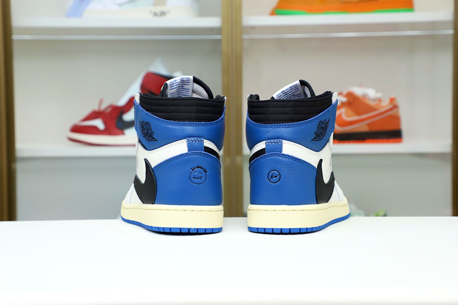 FRAGMENT DESIGN X TRAVIS SCOTT X AIR JORDAN 1 RETRO HIGH