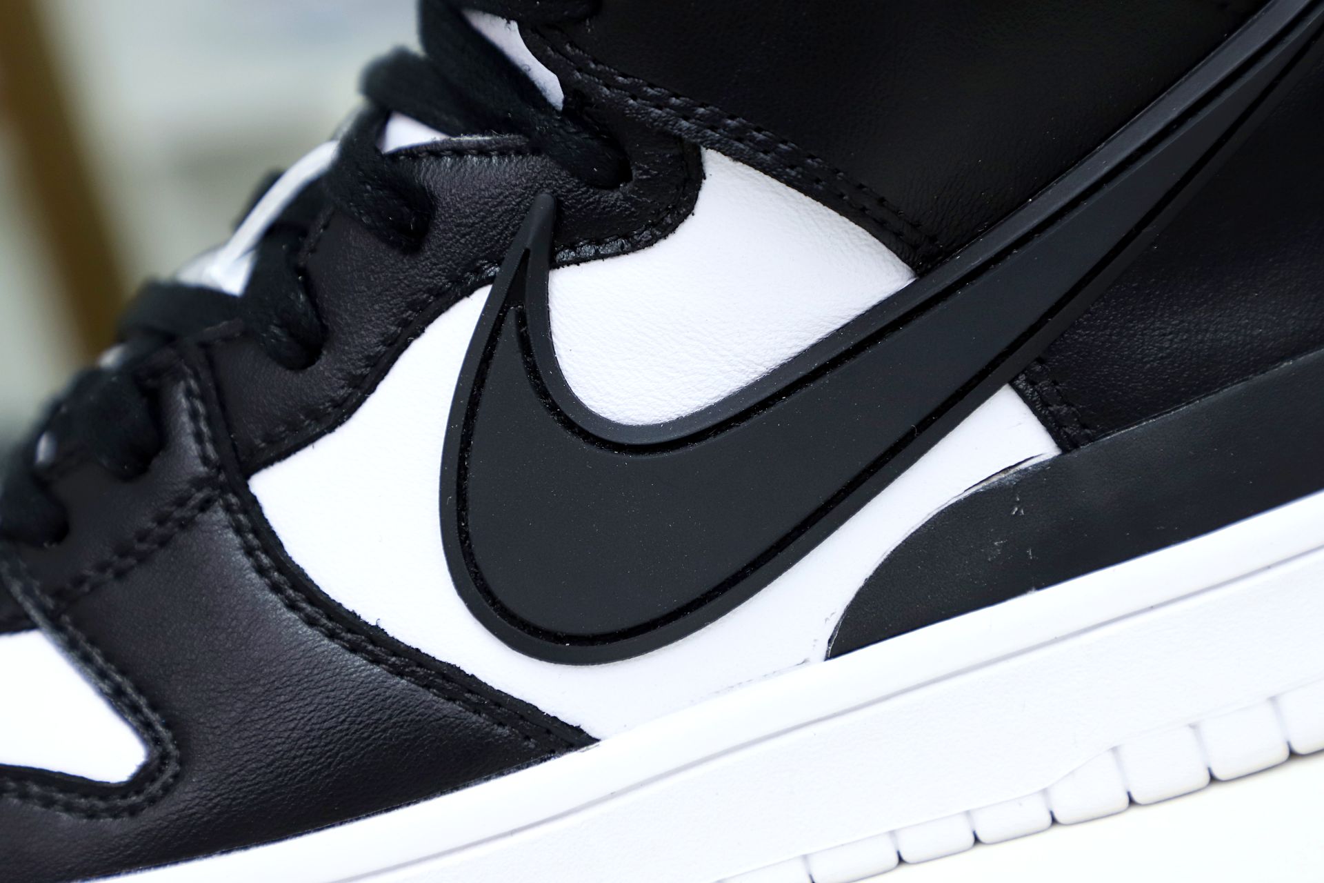 NIKE DUNK HIGH AMBUSH BLACK WHITE